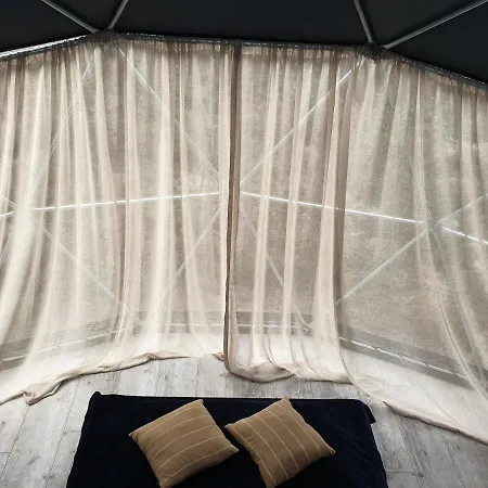 Podniebny Glamping * ボルスク