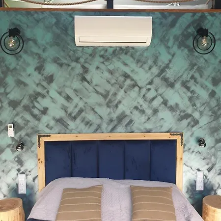Podniebny Glamping * ボルスク