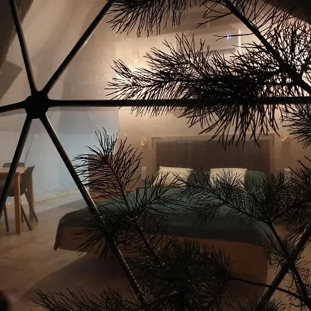 ラグジュアリーテント Podniebny Glamping