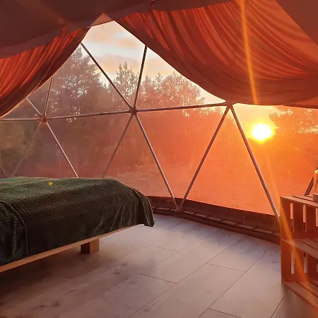 ラグジュアリーテント Podniebny Glamping *
