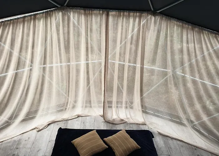 Podniebny Glamping * Borsk