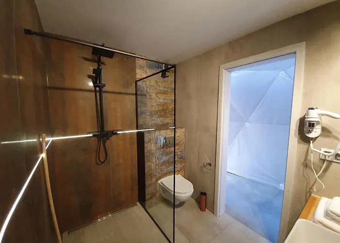 Lyxtält Podniebny Glamping *