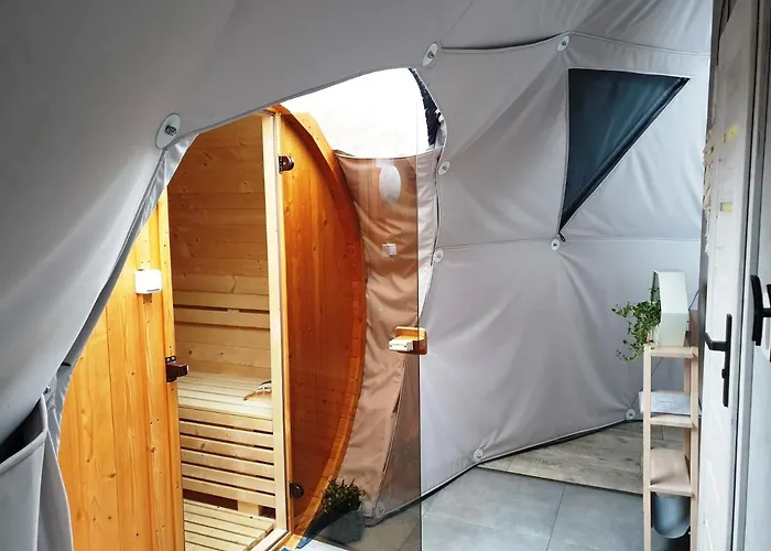 Podniebny Glamping Borsk