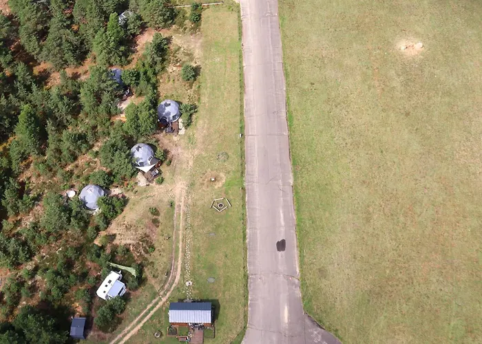 Podniebny Glamping Borsk